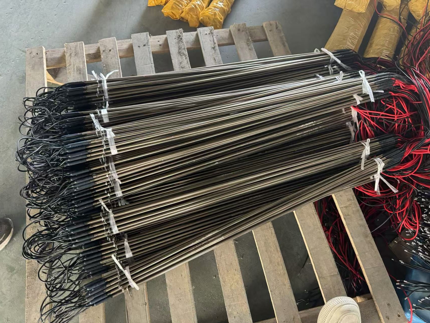 China double defrost heater  factory/supplier/manufacturer